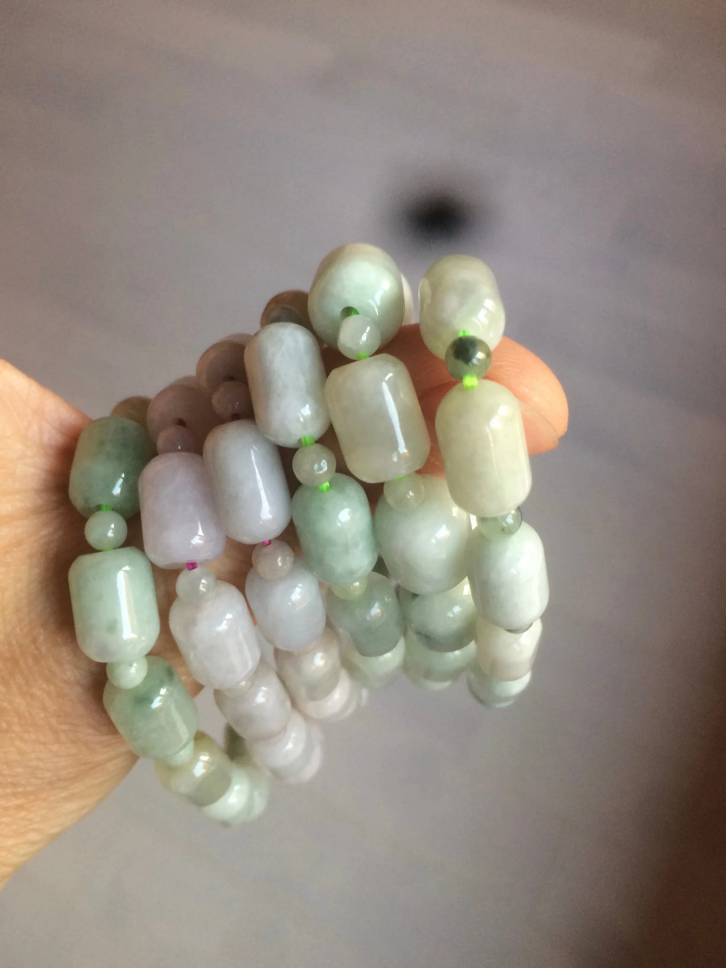 100% natural green/white type A jadeite jade Capsule bead bracelet AM30