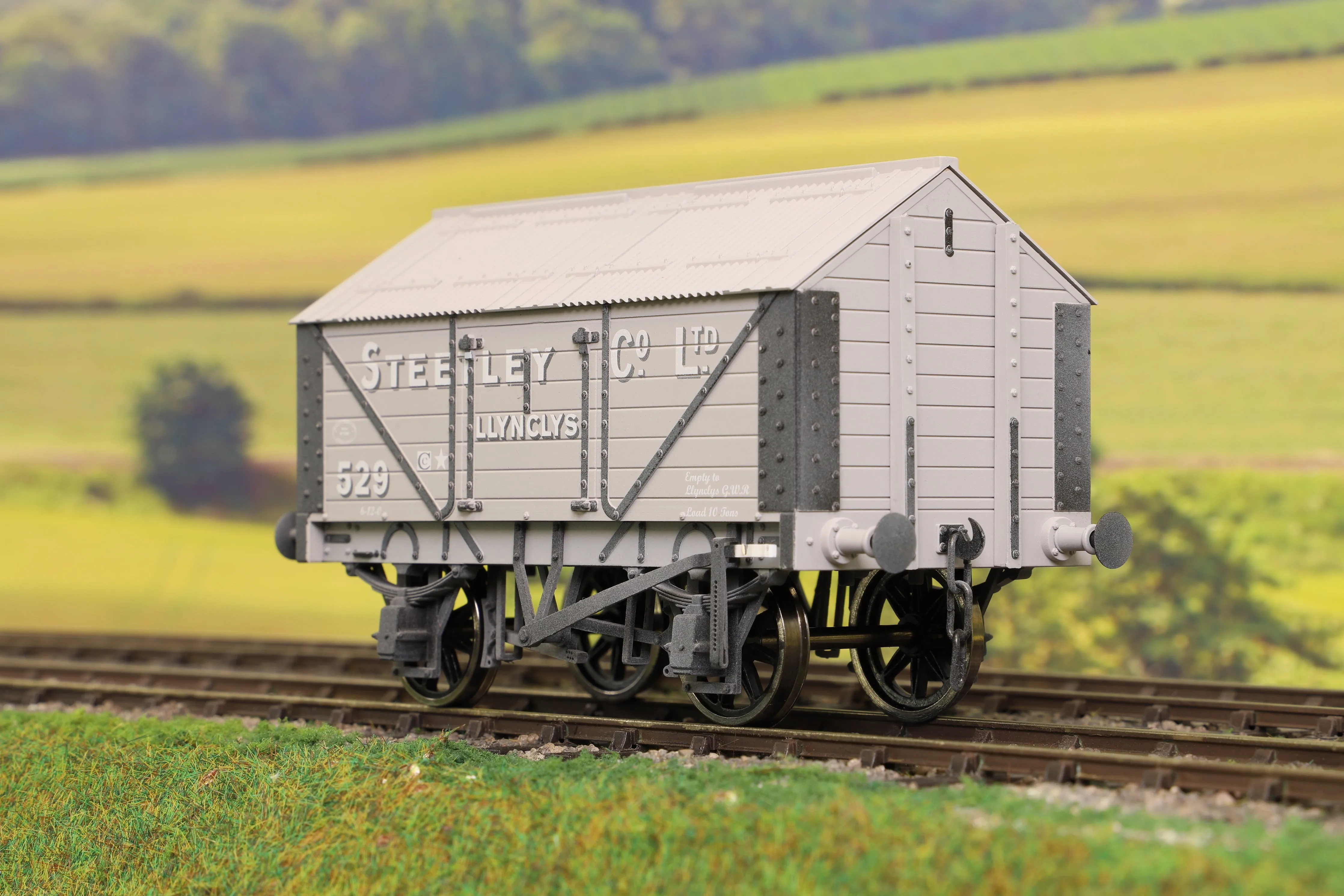 Dapol 7F-017-002W O Gauge Lime Van Steetley Co. Lynclys Weathered "529"