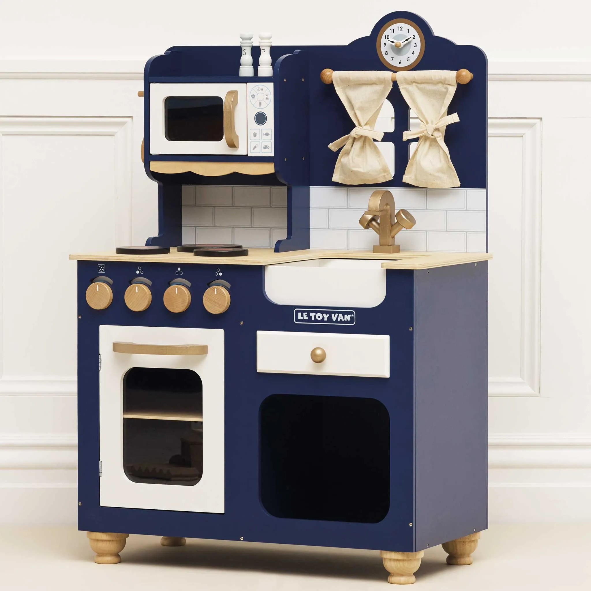 Oxford Wooden Play Kitchen