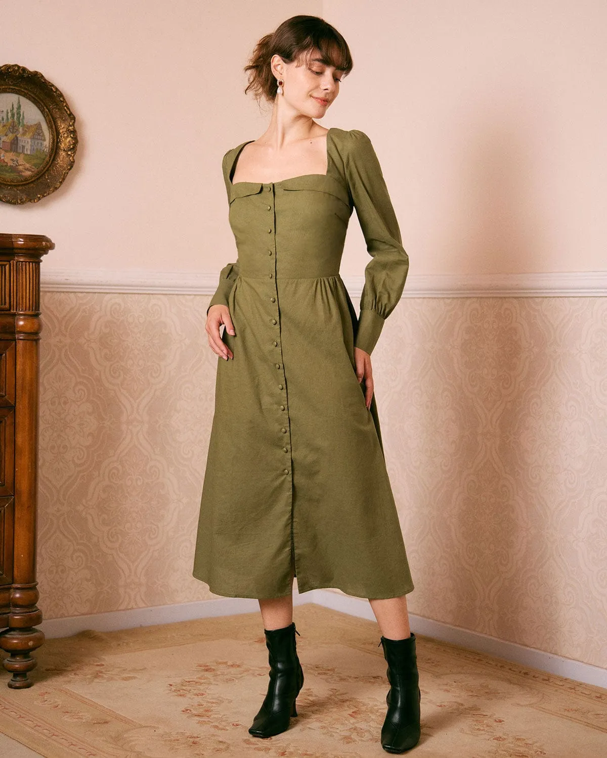 The Green Sweetheart Neck Button Midi Dress